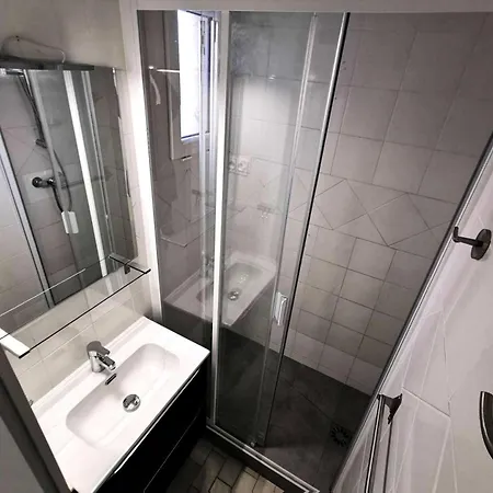Copacabana - Pour 6 Personnes A Port Avec Vue Sur La Mer. Ref: 1cop_103a Mae-4684 Leucate