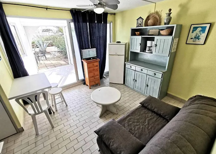 Copacabana - Pour 6 Personnes A Port Avec Vue Sur La Mer. Ref: 1cop_103a Mae-4684 Daire *