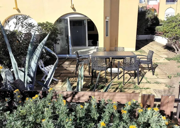 Copacabana - Pour 6 Personnes A Port Avec Vue Sur La Mer. Ref: 1cop_103a Mae-4684 Daire Leucate